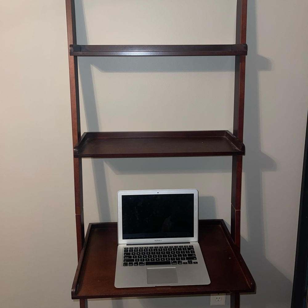 Leaning wall desk for minimal space